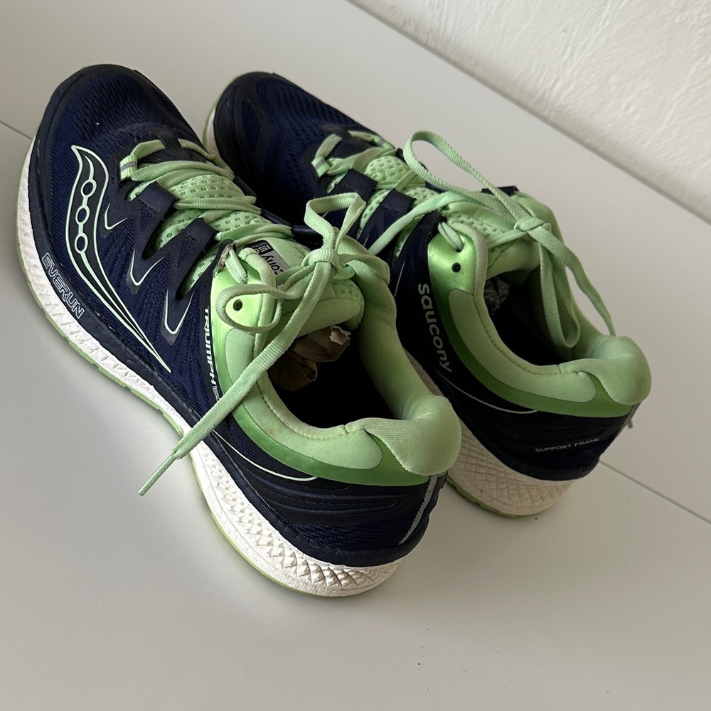 Saucony Women’s ISO Series Running Shoes